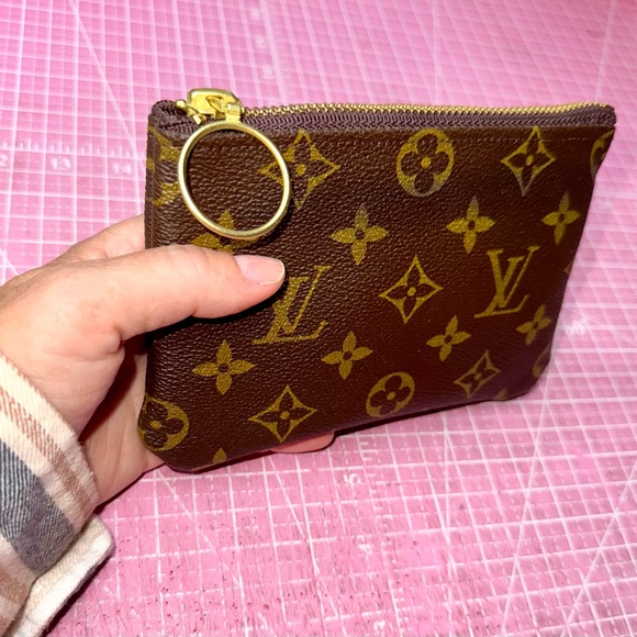 🎀 Monogram cosmetic makeup Pouch case handmade ♻️ - Picture 10 of 15